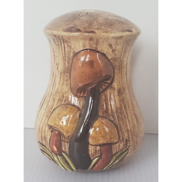 Arnel's Mushroom Shaker Ceramic Hand Painted Single Pepper 1970s Cottage Core - Picture 3 of 7